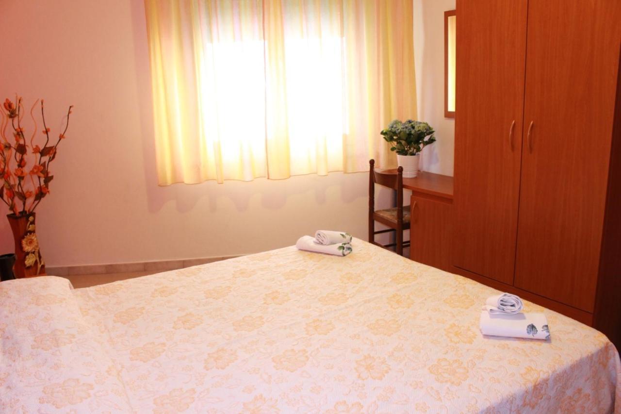 Hotel Nettuno مونتيكاتيني تيرمي المظهر الخارجي الصورة